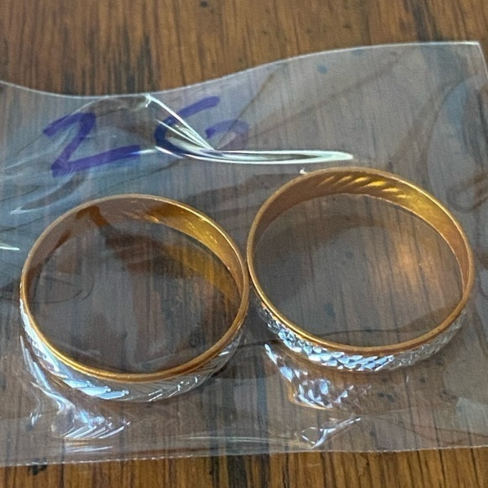 NEW - Fine Fashion Unisex Lightweight Aluminum 2 Count Rings (Gold / 16-19MM)